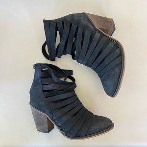 Free People black heels